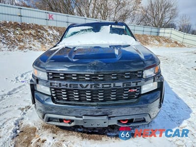 Piąte zdjęcie samochodu w środku: 2019 CHEVROLET SILVERADO K1500 TRAIL BOSS CUSTOM VIN:1GCPYCEF5KZ298372 - miniatura