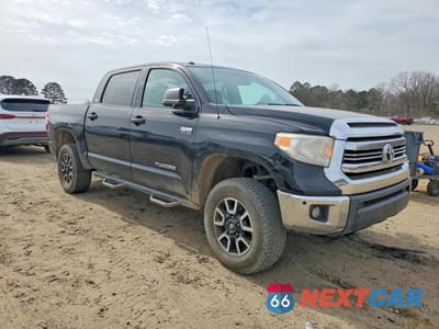 Czwarte zdjęcie samochodu z boku: 2016 TOYOTA TUNDRA SR5 VIN:5TFDY5F17GX502285 - miniatura
