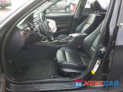 Zdjęcie 7 z 12 samochodu: 2006 BMW 330 I VIN:WBAVB33566KS33612 - miniatura