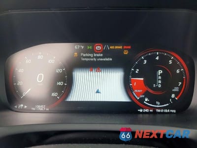 Zdjęcie 9 z 12 samochodu: 2018 VOLVO XC90 T6 VIN:YV4A22PK0J1195298 - miniatura