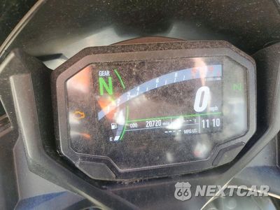 Zdjęcie 7 z 9 samochodu: 2022 KAWASAKI EX650 N VIN:ML5EXEN10NDA49485 - miniatura