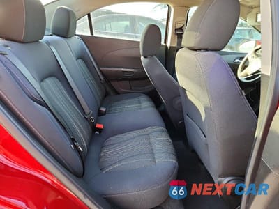 Zdjęcie 10 z 12 samochodu: 2013 CHEVROLET SONIC LT VIN:1G1JC5SH7D4180242 - miniatura