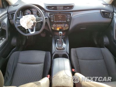 Zdjęcie 8 z 14 samochodu: 2019 NISSAN ROGUE SPORT S VIN:JN1BJ1CP0KW229642 - miniatura