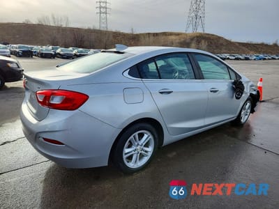 Trzecie zdjęcie samochodu z tyłu: 2016 CHEVROLET CRUZE LT VIN:1G1BE5SM8G7285368 - miniatura