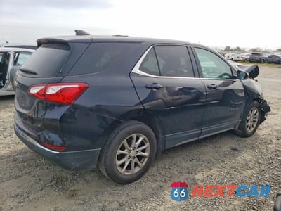 Trzecie zdjęcie samochodu z tyłu: 2020 CHEVROLET EQUINOX LT VIN:2GNAXJEVXL6216225 - miniatura