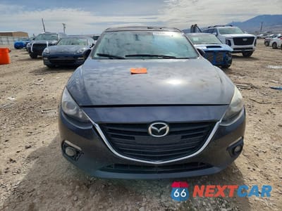 Piąte zdjęcie samochodu w środku: 2016 MAZDA 3 TOURING VIN:JM1BM1M76G1341868 - miniatura