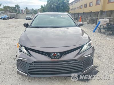 Piąte zdjęcie samochodu w środku: 2023 TOYOTA CAMRY XLE VIN:4T1F11AK7PU836030 - miniatura