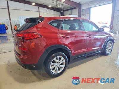 Trzecie zdjęcie samochodu z tyłu: 2019 HYUNDAI TUCSON SE VIN:KM8J2CA40KU895420 - miniatura