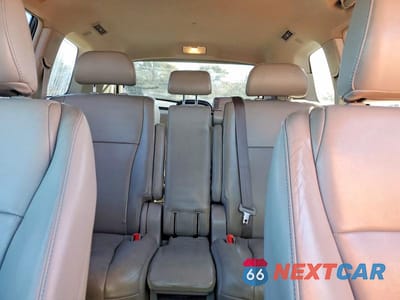 Zdjęcie 10 z 12 samochodu: 2013 TOYOTA HIGHLANDER SE VIN:5TDBK3EH6DS254544 - miniatura