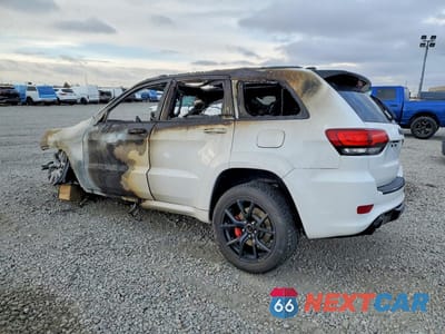 Drugie zdjęcie samochodu z przodu: 2016 JEEP GRAND CHEROKEE SRT-8 VIN:1C4RJFDJ2GC413475 - miniatura