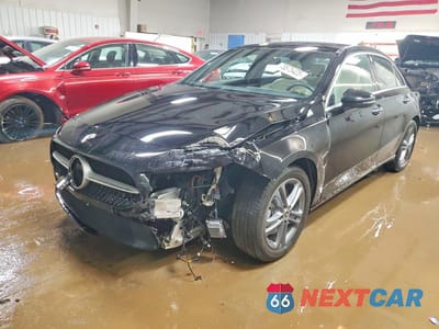 2020 MERCEDES-BENZ A 220 4MATIC W1K3G4FBXLJ214782 - główne zdjęcie licytacji z USA - miniatura