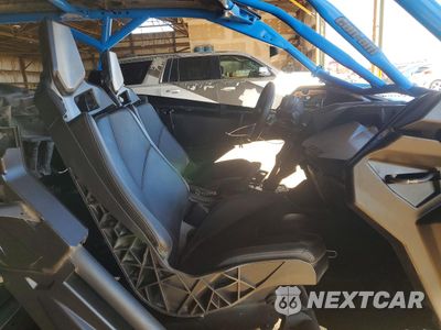 Piąte zdjęcie samochodu w środku: 2022 CAN AM CAN AM MAVERICK X3 MAX X RS - DUNE BUGGY VIN:3JBVKAV40NE000504 - miniatura