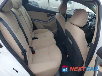 Zdjęcie 10 z 11 samochodu: 2016 HYUNDAI ELANTRA SE VIN:5NPDH4AE8GH786154 - miniatura