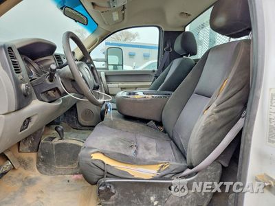 Zdjęcie 7 z 12 samochodu: 2011 GMC SIERRA K3500 VIN:1GD322CG5BF164996 - miniatura