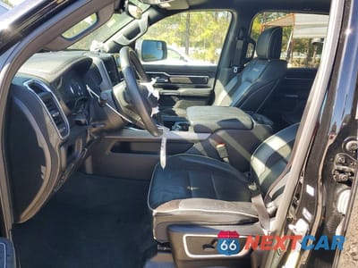 Zdjęcie 7 z 13 samochodu: 2024 RAM 1500 LARAMIE VIN:1C6SRFJT7RN160037 - miniatura