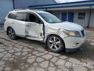 Czwarte zdjęcie samochodu z boku: 2014 NISSAN PATHFINDER S VIN:5N1AR2MN7EC717671 - miniatura