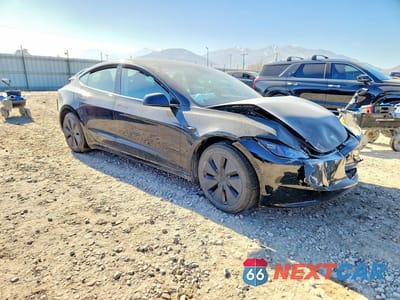 Czwarte zdjęcie samochodu z boku: 2025 TESLA MODEL 3 VIN:5YJ3E1EB5SF941186 - miniatura