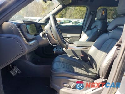 Zdjęcie 7 z 13 samochodu: 2022 RIVIAN R1T LAUNCH EDITION VIN:7FCTGAAL2NN011562 - miniatura