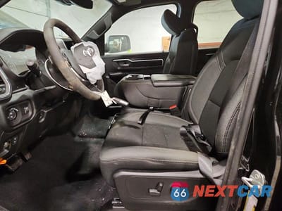 Zdjęcie 7 z 11 samochodu: 2026 RAM TRUCKS 1500 BIG HORN VIN:3C6SRFFP6T4157496 - miniatura