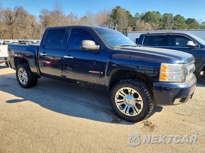 Czwarte zdjęcie samochodu z boku: 2008 CHEVROLET SILVERADO K1500 VIN:3GCEK13Y88G303316 - miniatura