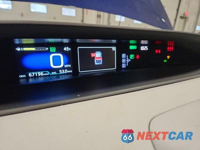 Zdjęcie 9 z 11 samochodu: 2018 TOYOTA PRIUS VIN:JTDKBRFU9J3603157 - miniatura