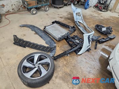 Zdjęcie 12 z 13 samochodu: 2019 VOLKSWAGEN GTI S VIN:3VW6T7AU9KM030638 - miniatura