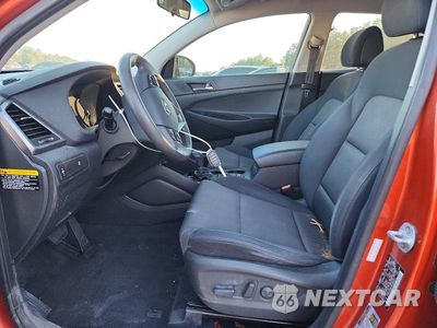Zdjęcie 7 z 12 samochodu: 2017 HYUNDAI TUCSON LIMITED VIN:KM8J33A43HU386007 - miniatura