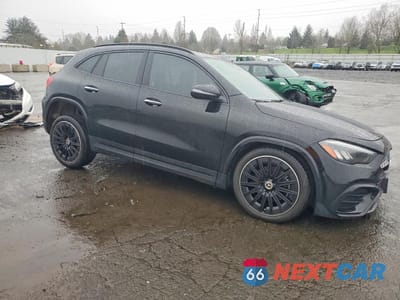 Czwarte zdjęcie samochodu z boku: 2025 MERCEDES-BENZ GLA 250 4MATIC VIN:W1N4N4HB3SJ679073 - miniatura