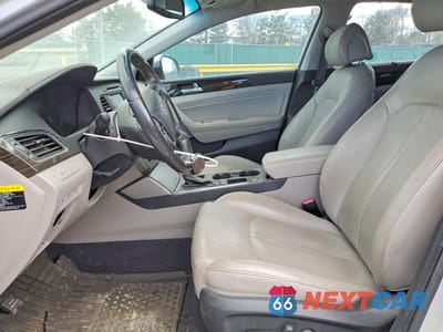 Zdjęcie 7 z 11 samochodu: 2016 HYUNDAI SONATA HYBRID LIMITED VIN:KMHE34L19GA028209 - miniatura