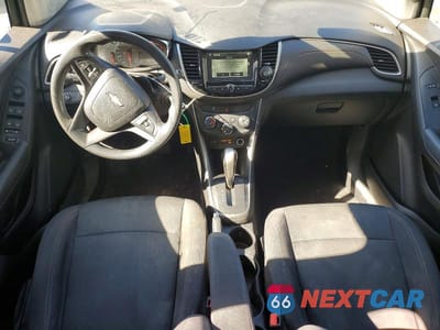 Zdjęcie 8 z 12 samochodu: 2017 CHEVROLET TRAX 1LT VIN:3GNCJPSB3HL144262 - miniatura