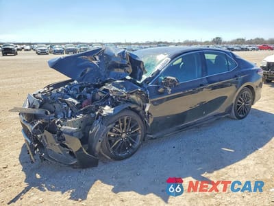 2024 TOYOTA CAMRY XSE 4T1K61AK4RU256382 - główne zdjęcie licytacji z USA - miniatura