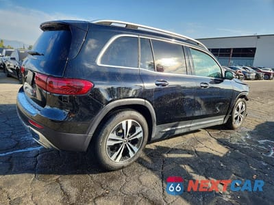 Trzecie zdjęcie samochodu z tyłu: 2025 MERCEDES-BENZ GLB 250 VIN:W1N4M4GB1SW413624 - miniatura