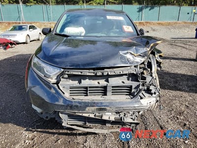 Piąte zdjęcie samochodu w środku: 2018 HONDA CR-V LX VIN:2HKRW6H34JH233486 - miniatura