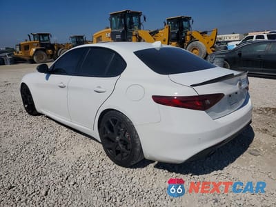 Drugie zdjęcie samochodu z przodu: 2020 ALFA ROMEO GIULIA VIN:ZARFAMAN6L7630857 - miniatura