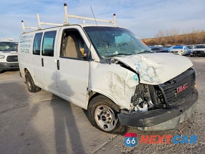 Czwarte zdjęcie samochodu z boku: 2017 GMC SAVANA G2500 UTILITY / SERVICE VAN VIN:1GTW7AFFXH1906234 - miniatura
