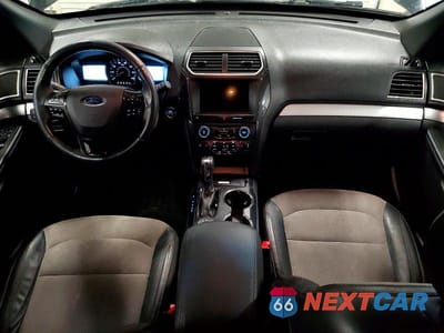 Zdjęcie 8 z 13 samochodu: 2017 FORD EXPLORER XLT VIN:1FM5K8D82HGD84036 - miniatura