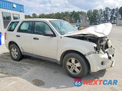 Czwarte zdjęcie samochodu z boku: 2012 FORD ESCAPE XLS VIN:1FMCU0C79CKA12968 - miniatura