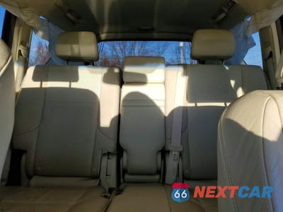 Zdjęcie 10 z 12 samochodu: 2017 LEXUS GX 460 VIN:JTJBM7FX3H5176000 - miniatura