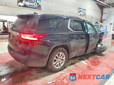 Trzecie zdjęcie samochodu z tyłu: 2020 CHEVROLET TRAVERSE LT VIN:1GNEVGKWXLJ157638 - miniatura