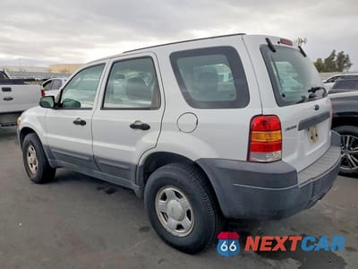 Drugie zdjęcie samochodu z przodu: 2006 FORD ESCAPE XLS VIN:1FMYU02Z06KA51574 - miniatura