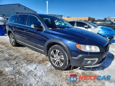 Czwarte zdjęcie samochodu z boku: 2015 VOLVO XC70 T5 PREMIER VIN:YV440MBK7F1222607 - miniatura