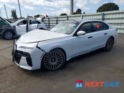2025 BMW 740 I WBA23EH03SCT34734 - główne zdjęcie licytacji z USA - miniatura