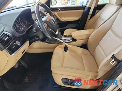 Zdjęcie 7 z 13 samochodu: 2017 BMW X3 XDRIVE28I VIN:5UXWX9C34H0W76218 - miniatura
