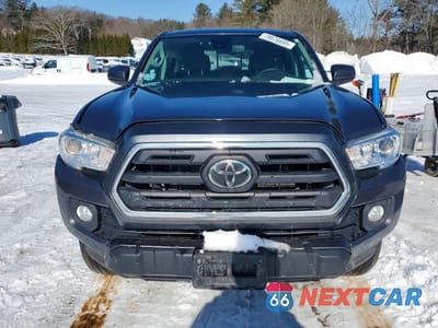 Piąte zdjęcie samochodu w środku: 2019 TOYOTA TACOMA SR5 V6 VIN:3TMDZ5BN7KM063268 - miniatura