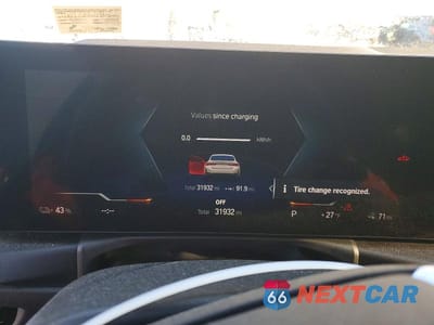 Zdjęcie 9 z 11 samochodu: 2023 BMW I4 EDRIVE 40 VIN:WBY73AW0XPFN92225 - miniatura