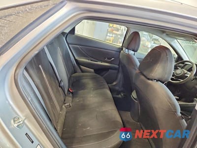 Zdjęcie 10 z 11 samochodu: 2023 HYUNDAI ELANTRA SEL VIN:5NPLM4AG9PH100552 - miniatura