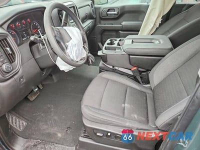 Zdjęcie 7 z 11 samochodu: 2026 CHEVROLET SILVERADO K1500 TRAIL BOSS CUSTOM VIN:3GCPKCEK5TG161111 - miniatura