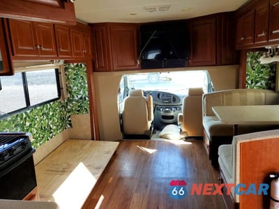 Piąte zdjęcie samochodu w środku: 2006 FORD E450 RECREATIONAL VEHICLE VIN:1FDXE45S36DB36119 - miniatura