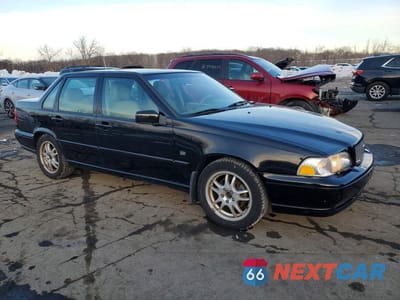 Czwarte zdjęcie samochodu z boku: 2000 VOLVO S70 GLT VIN:YV1LS56D7Y2667110 - miniatura
