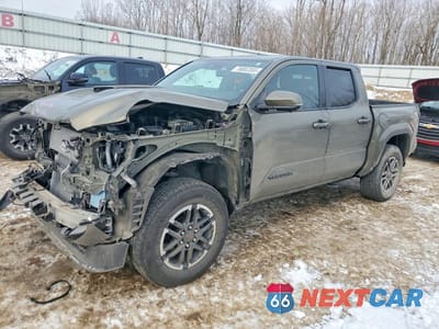 2025 TOYOTA TACOMA DOUBLE CAB 3TMLB5JN8SM126105 - główne zdjęcie licytacji z USA - miniatura